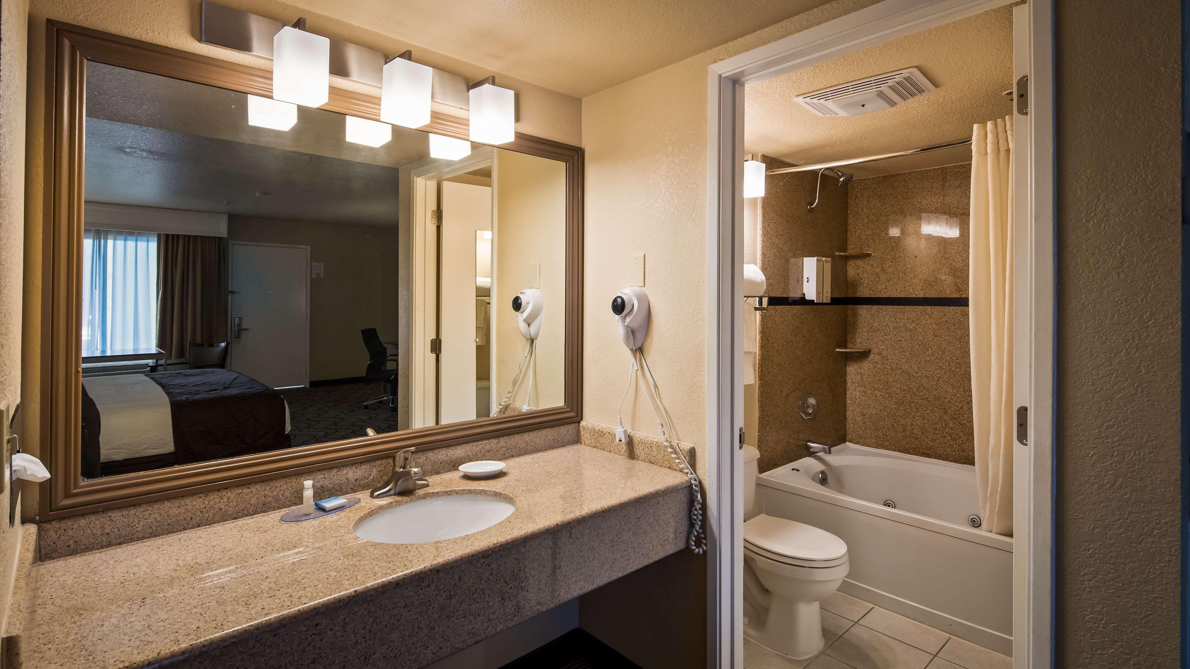 Best Western Heritage Inn Concord Luaran gambar