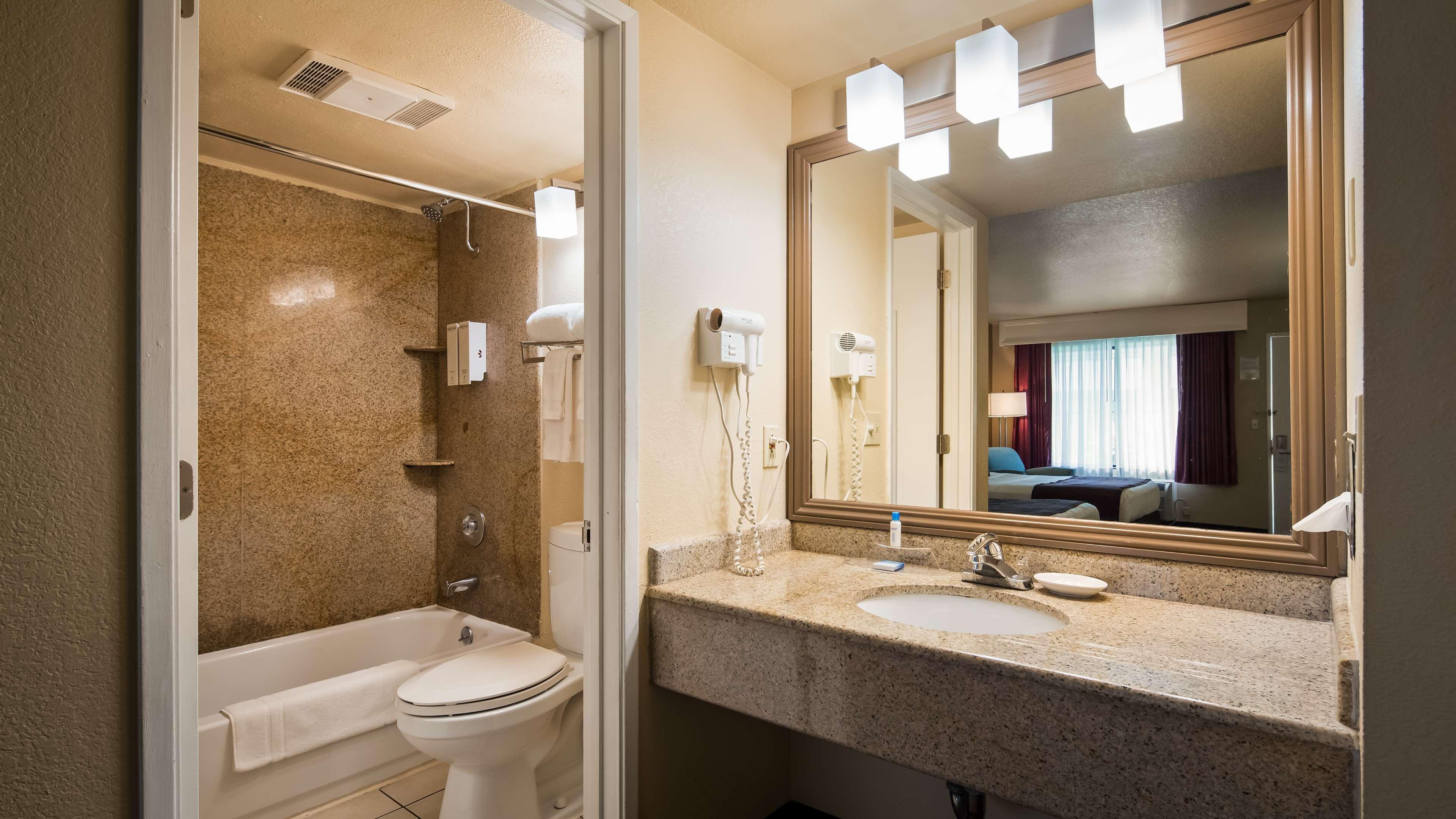 Best Western Heritage Inn Concord Luaran gambar