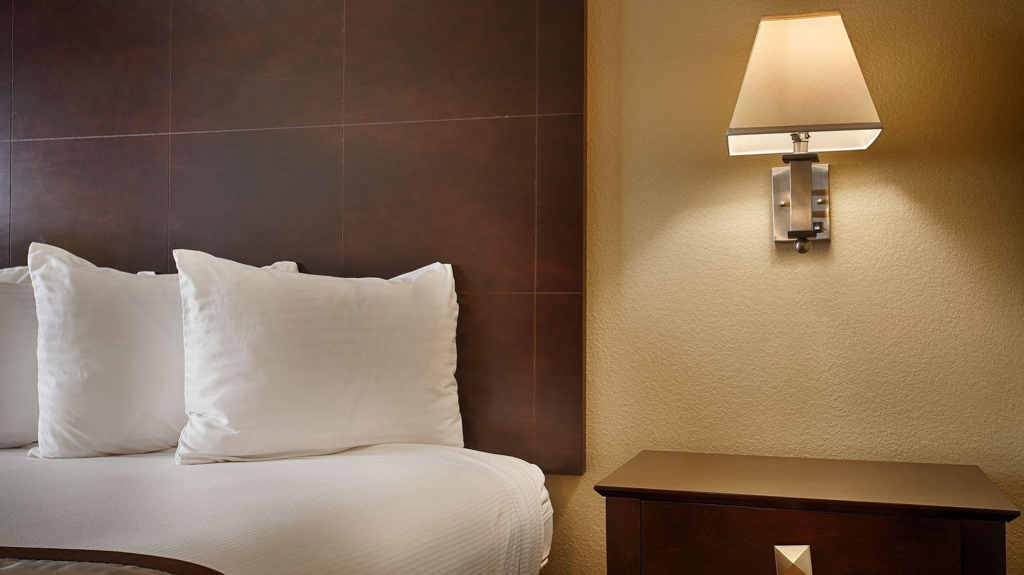 Best Western Heritage Inn Concord Luaran gambar
